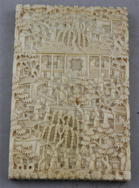 A Chinese export ivory card case, 19th century, 11.5cm.